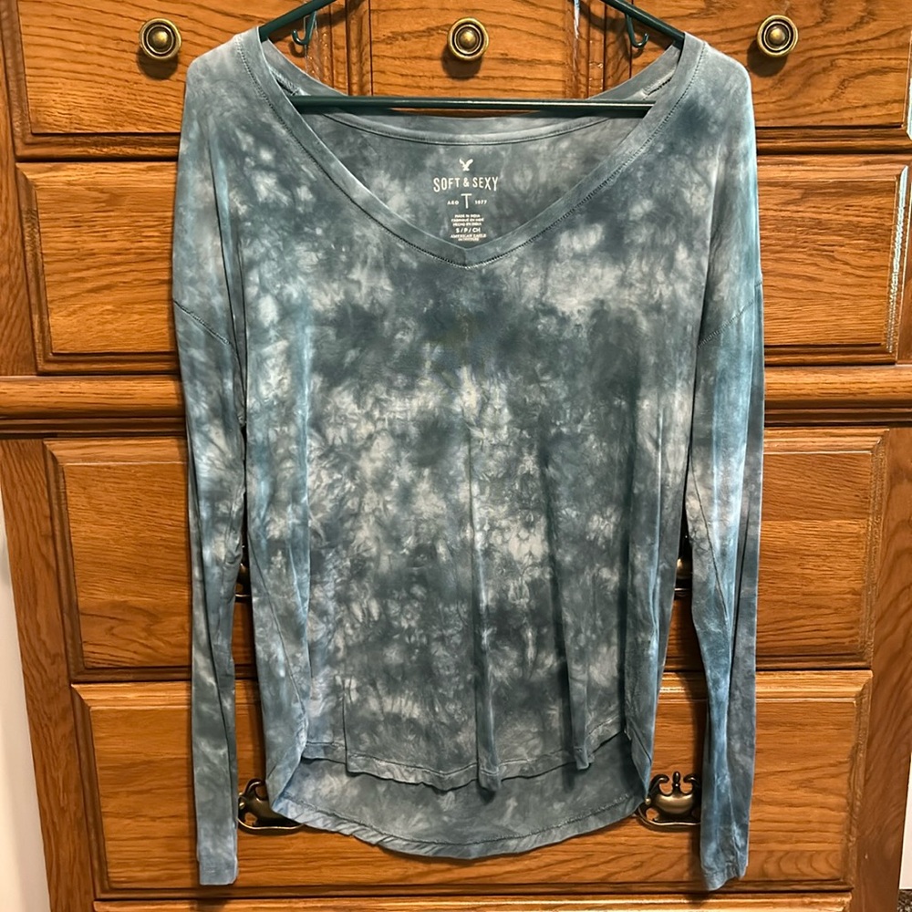 American Eagle soft and sexy tee